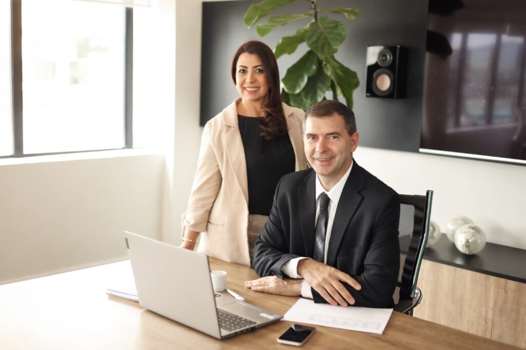 Fundadores da exatta contabilidade